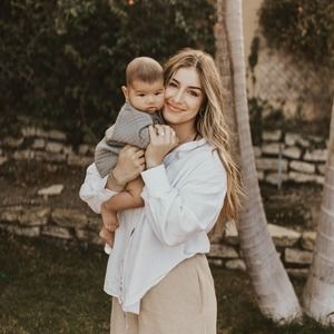 Meet your Posher, Lauren